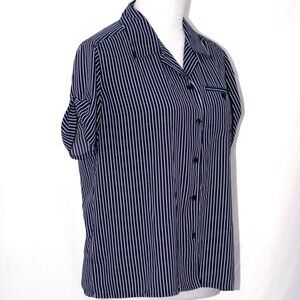 Size 8 Navy Blue Blouse Laura Scott Womens Stripes Vneck 100% Polyester 1 Pocket